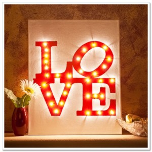 01-Lighted-LOVE-Canvas-Tutorial-by-Indie-Spotting-300x300